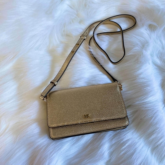 MICHAEL KORS CONVERTIBLE CROSSBODY BAG - Picture 6 of 7